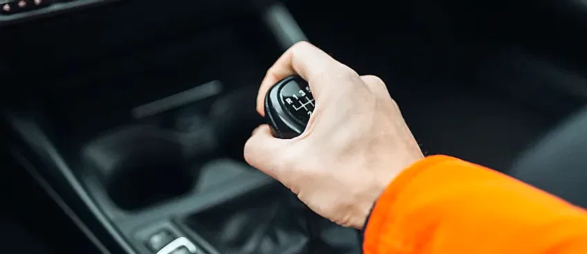 Vites Kolunun Sallanması / Vites Kolunun Titremesi